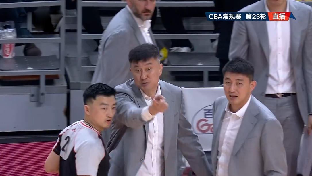 开云体育官方-狂揽28分13篮板！1人打疼广东男篮，CBA冠军预演：杜锋苍白的怒吼
