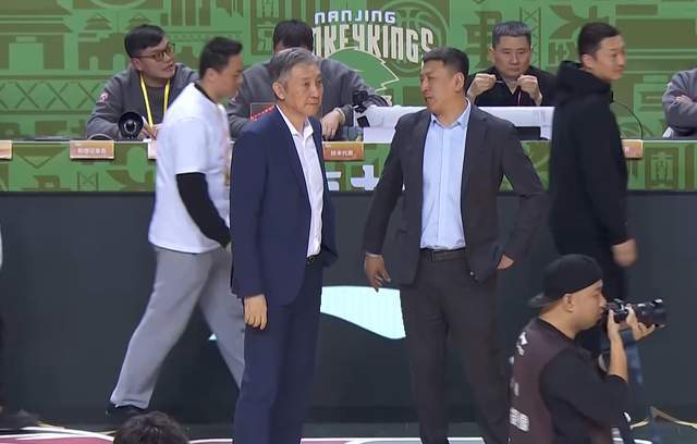 开云体育官方-神仙打架！鱼腩双加时掀翻黑马，郭昊文独砍31+6+10，贺希宁28+7