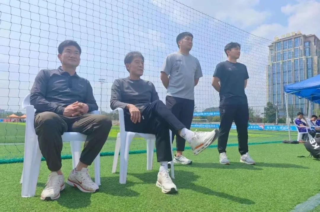 开云体育入口-足球报:贵州请李章洙牵线带来韩国教练组,为全运选材并建立青训体系 开云体育入口-足球报:贵州请李章洙牵线带来韩国教练组,为全运选材并建立青训体系